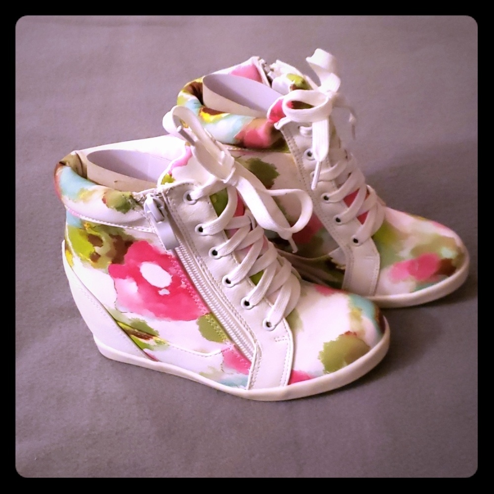 Lil girls wedges
